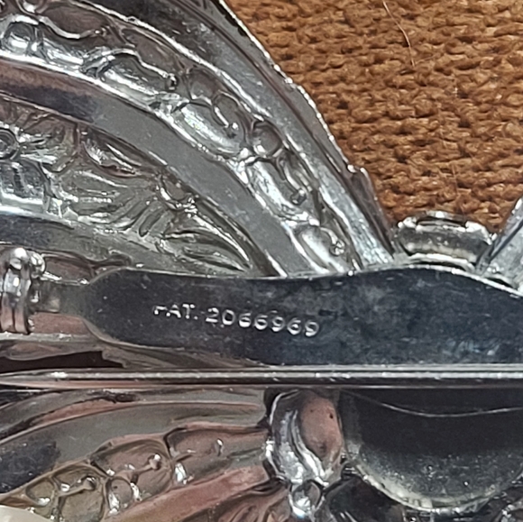 Art Noveau Style Silver Tobe and Black Women's Brooch, Bow Tie, With Stone - Picture 8 of 8